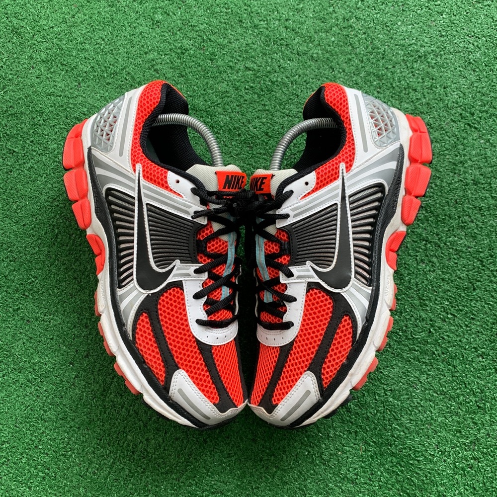Nike Vomero 5